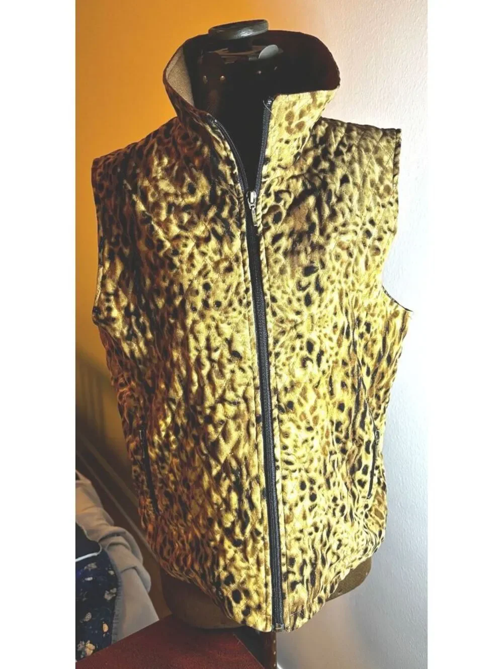 Allison Daley Petite 10P Leopard Print Quilted Zip Vest Animal Print